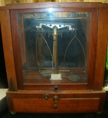 Beam Scale in Mahogany Case: one drawer 17" x 16"