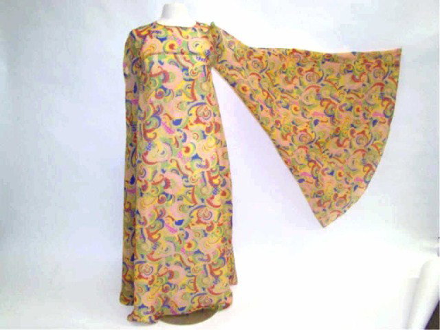 Vintage Elizabeth Arden Fade Dress: with Long Batwing Sleeves-Condition; Excellent