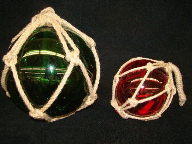 2 Net Float Balls: Red and Green Condition VG