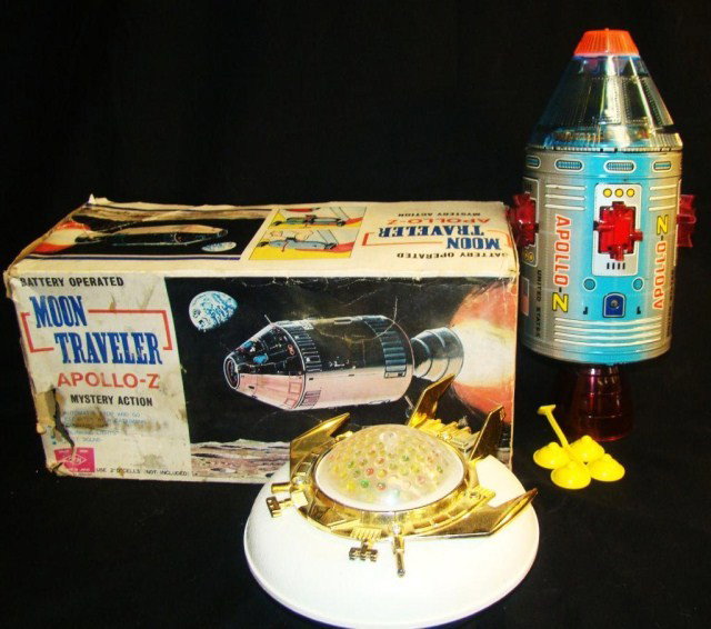 Lot of 2 Spaceships - Apollo 2 and Saucer Ship: Original Box Condition VG/G, Some Wear