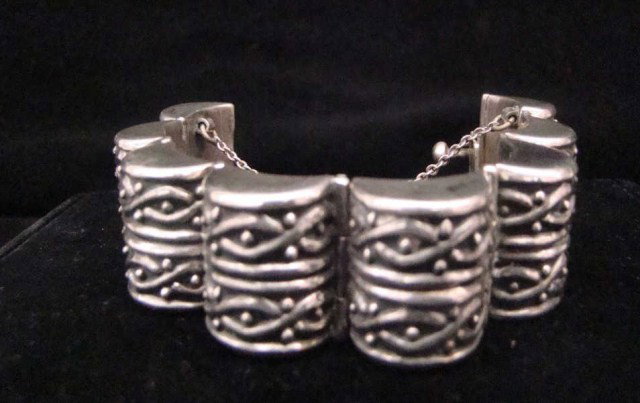 Los Castillo Silver Bracelet: 6 M2 X1 Condition VG/G