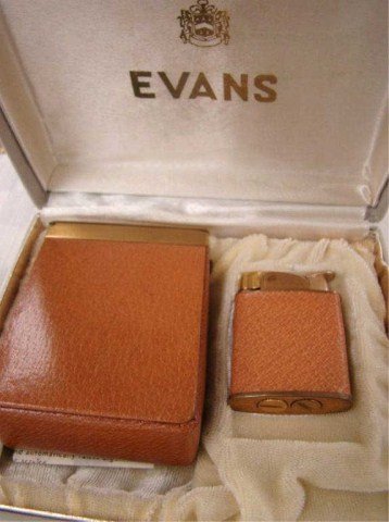 Vintage Evans Ladies Eel Skin Smoke Set: with original box Condition vg/g