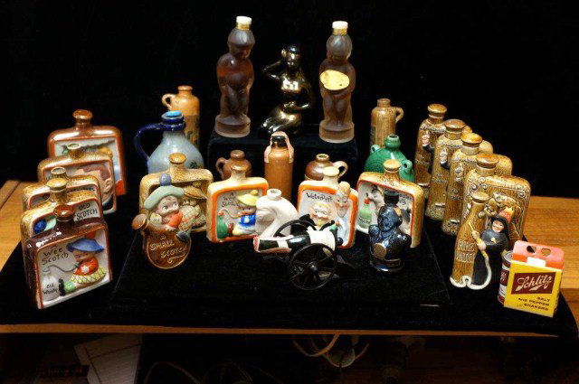 Lot of 20 Schafer & Vater Whimsical: decanters and House of Hoshu figure bottles Condition vg/g