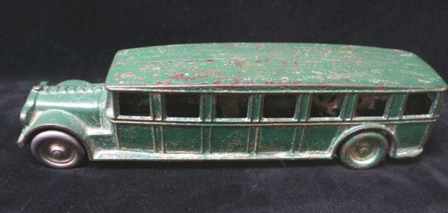 Vintage Cast Iron Truck / Bus: Arcade 3" x 12" Condition vg/g