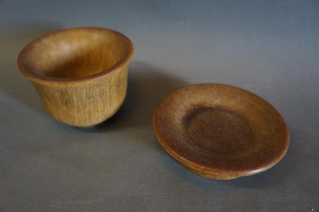 Two Pieces Carved Horn Cup: cup measuring 2.25" in height Condition vg/g