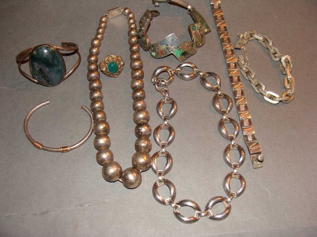 Sterling Silver Modernist Jewelry Lot: moss agate cuff bracelet, necklaces and link bracelets