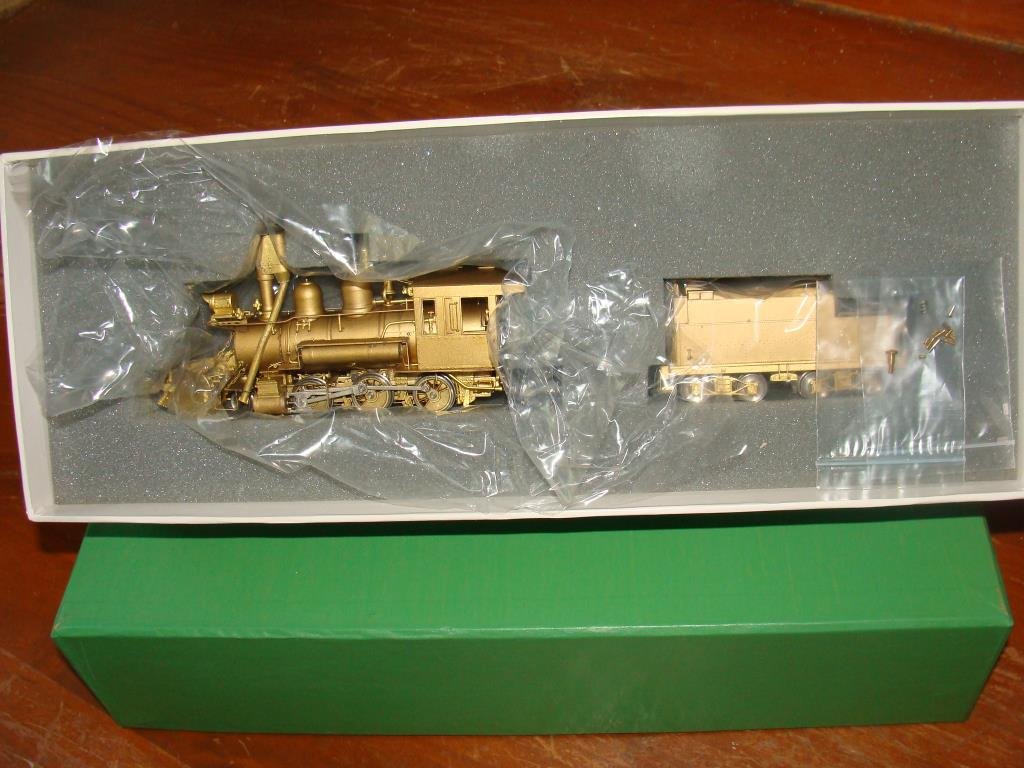 Overland Models Inc .#2-6-0 Engine (1 of 3)