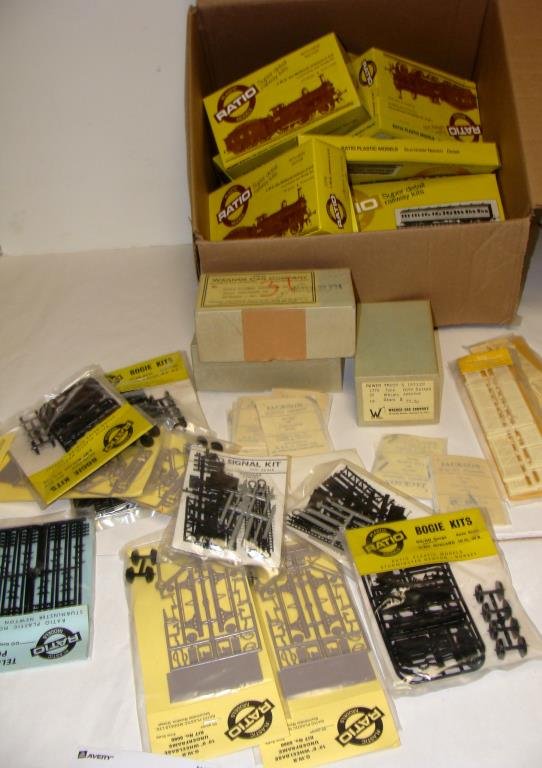 Lot of Ratio Accessories, Kit Parts (1 of 3)