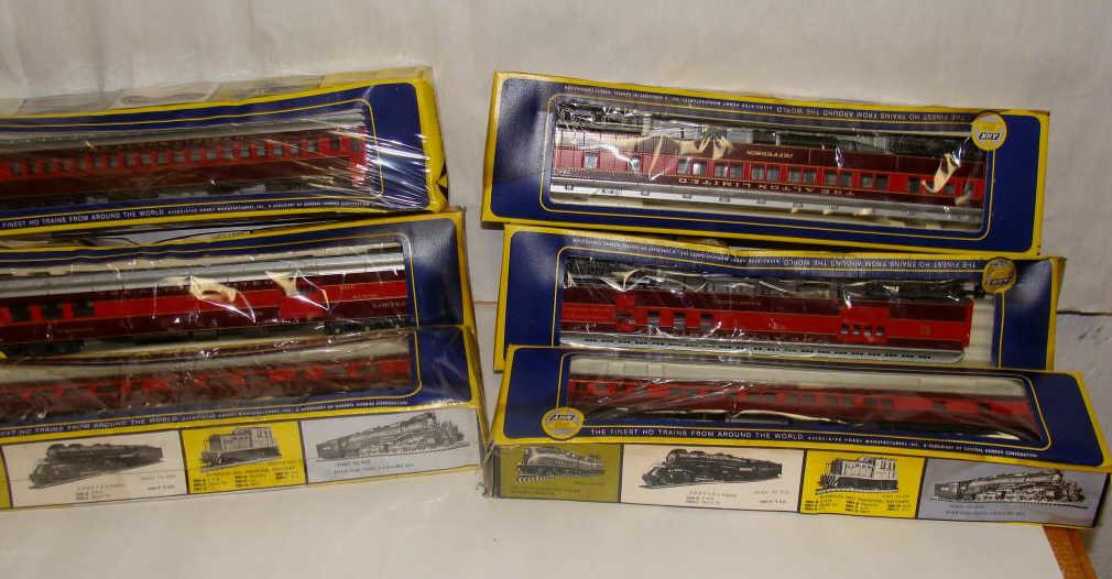 Lot of 6  AHM Trains (1 of 2)