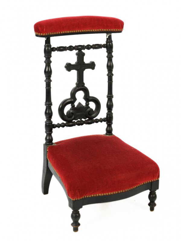 A HENRY II EBONIZED WOOD VELVET UPHOLSTERED PRIE DI: A HENRY II EBONIZED WOOD VELVET UPHOLSTERED PRIE DIEU, French with oruci form splat 34 x 19 x 17 inches