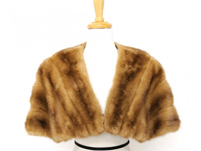 A FOLEY'S LIGHT BROWN FITTED MINK SHAWL: A FOLEY'S LIGHT BROWN FITTED MINK SHAWL with hook and eye closure approximately size 8