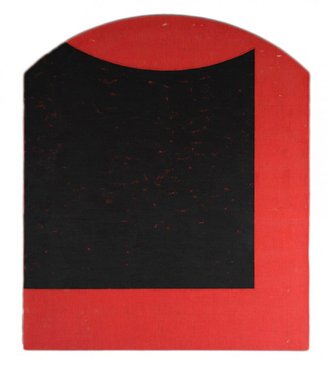 GARY STEPHAN, (American, b. 1942), Untitled (Red wi: GARY STEPHAN (American, b. 1942) Untitled (Red with Black) Oil on linen (shaped canvas) Inscribed verso 81 ¾ x 67 7/8 inches (207.6 x 172.4 cm) Provenance: Marlborough Gallery (New York); Janie C. Le