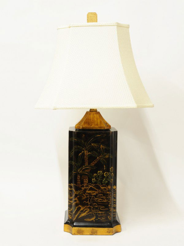 A HAND PAINTED ORIENTAL TABLE LAMP WITH SHADE: A HAND PAINTED ORIENTAL TABLE LAMP WITH SHADE 30 1/2 x 15 3/4 x 15 3/4 inches