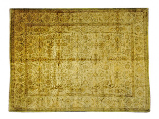 A INDIA AGRA RUG 9 ft x 12 ft: A INDIA AGRA RUG 9 ft x 12 ft