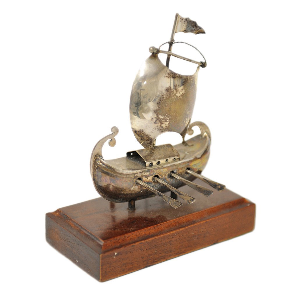 STERLING SCANDINAVIAN HANDMADE NEFF (VIKING SHIP) MA: STERLING SCANDINAVIAN HANDMADE NEFF (VIKING SHIP) MARKED 925 6 x 5 x 2 1/2 inches