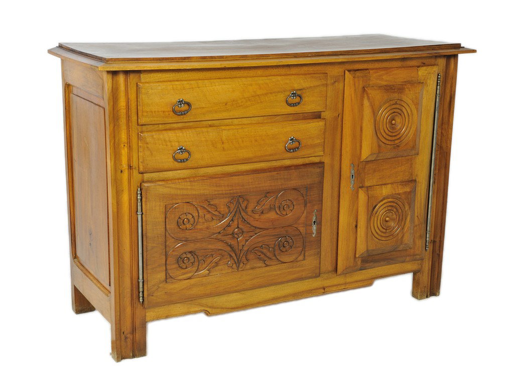 AN ART NOUVEAU OAK SIDEBOARD: AN ART NOUVEAU OAK SIDEBOARD 49 1/2 x 58 x 21 1/2 inches