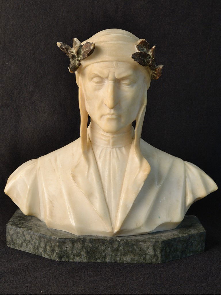 A VINTAGE ITALIAN MARBLE STATUE OF DANTE: A VINTAGE ITALIAN MARBLE STATUE OF DANTE Attached to an original green marble socle. Small loss to feathers 11-1/2 x 12-1/2 x 5-1/2 inches