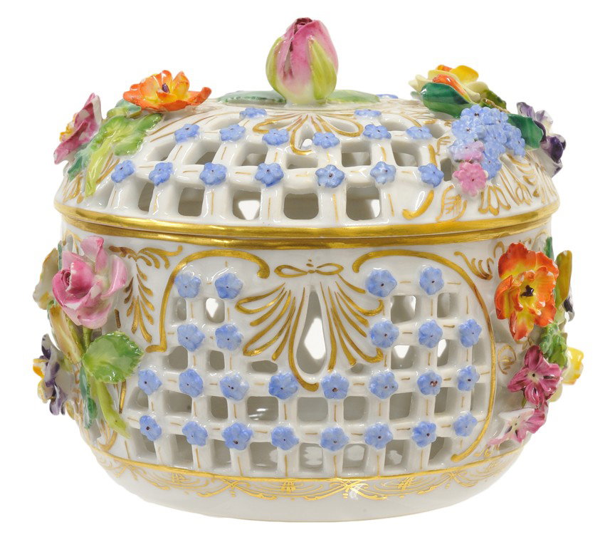 SMALL CARL THIEME POTSCHAPPEL-DRESDEN STYLE GILDED: SMALL CARL THIEME POTSCHAPPEL-DRESDEN STYLE GILDED AND DECORATED PORCELAIN LIDDED BOWL Germany The small round bowl and lid both reticulated, with lavish applied decoration in the form of tiny light b