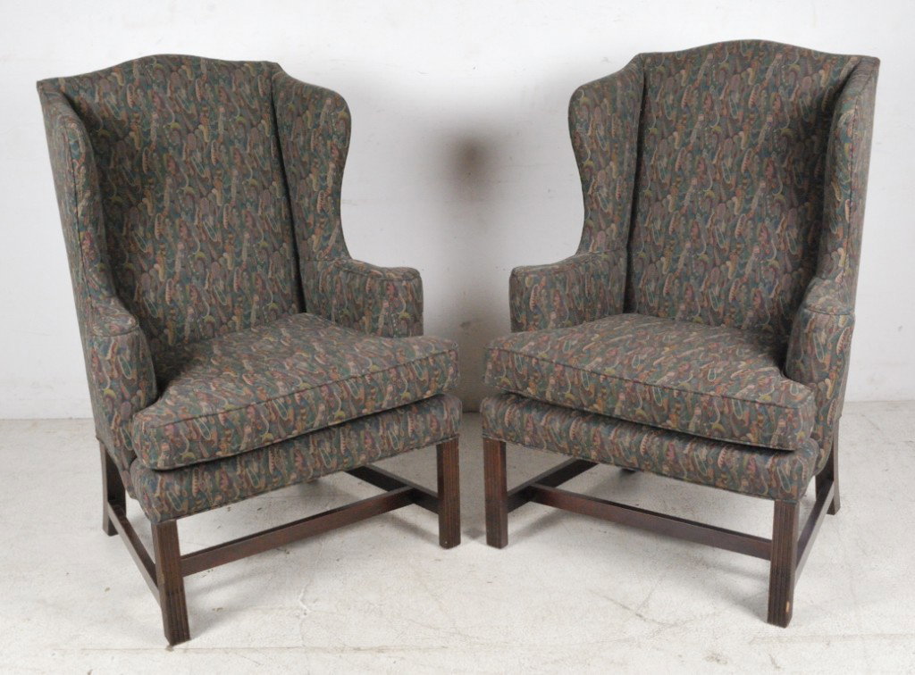 A PAIR OF MODERN WINGBACK CHAIRS: A PAIR OF MODERN WINGBACK CHAIRS 45 x 32 x 20 inches