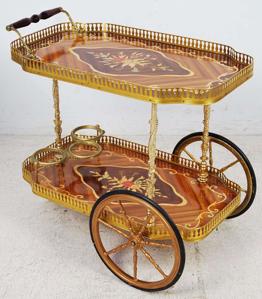AN ITALIAN TEA CART: AN ITALIAN TEA CART 27½ X 30½ X 19 inches