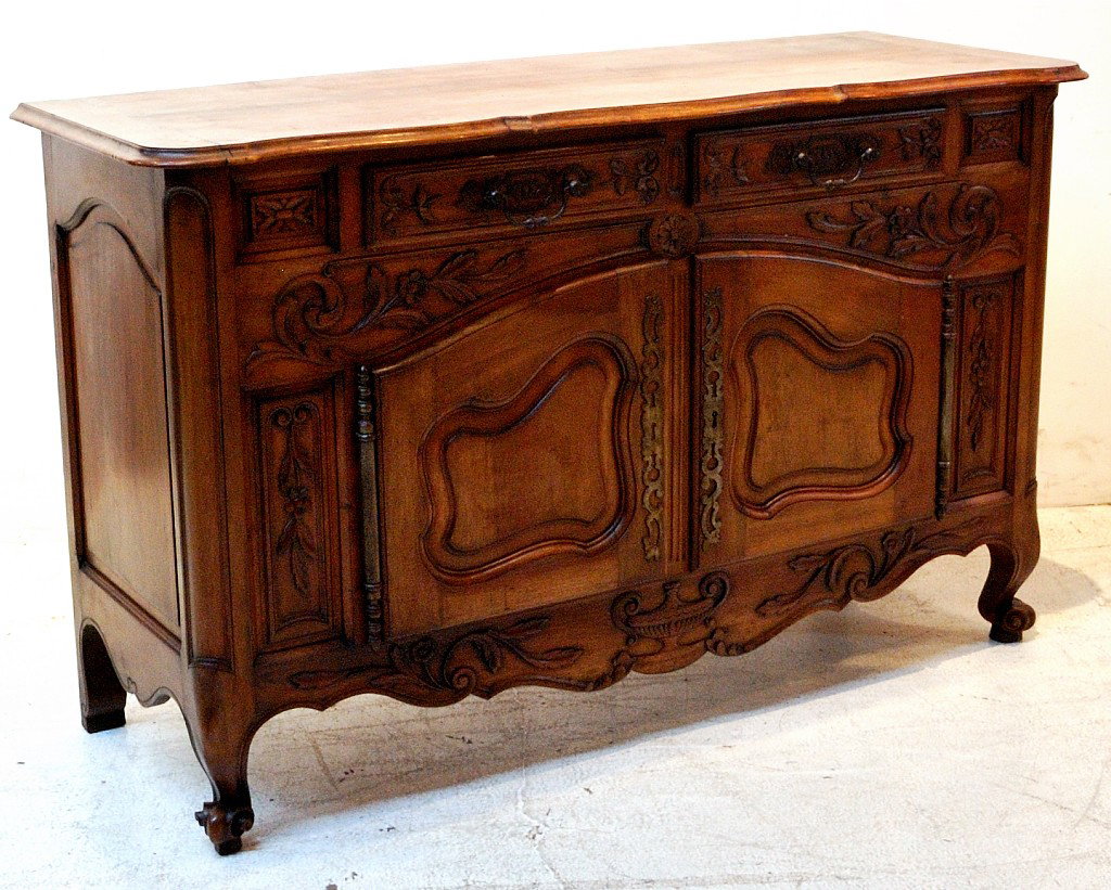 A LOUIS XV STYLE PROVENCAL BUFFET: A LOUIS XV STYLE PROVENCAL BUFFET 36½ x 59 x 21½ inches