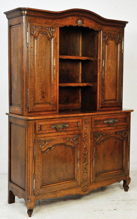 LOUIS XV STYLE OAK 2 PIECE BUFFET: LOUIS XV STYLE OAK 2 PIECE BUFFET 83 x 57½ x 20 inches