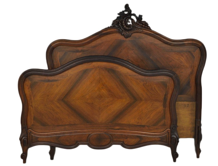 ANTIQUE LOUIS XV STYLE ROSEWOOD BED: ANTIQUE LOUIS XV STYLE ROSEWOOD BED Late 19th Century The shaped headboard and footboard with raised and molded edge detail, raised on cabriole legs with scalloping apron. Asymmetrical pierce carved f