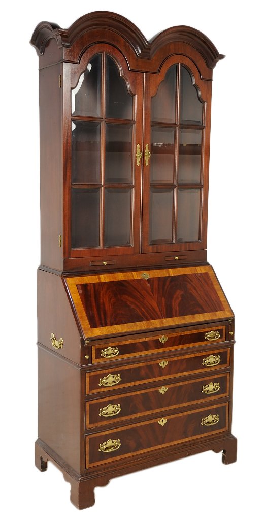 HICKORY WHITE MAHOGANY SECRETARY: HICKORY WHITE MAHOGANY SECRETARY 20th Century From the “Masterpiece” collection, four drawer drop front desk raised on bracket feet, drop front with contrasting edge band and batwing brass. A fitt