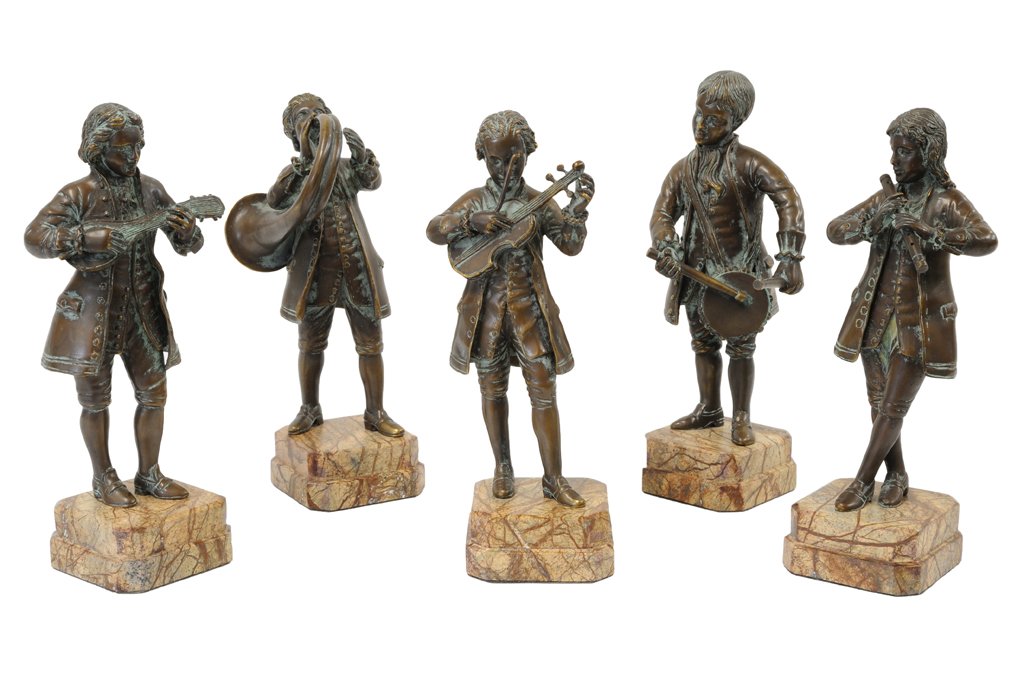 A SET OF FIVE PATINATED BRONZE FIGURES OF MUSICIAN: A SET OF FIVE PATINATED BRONZE FIGURES OF MUSICIANS 20th Century Each of the cast bronze men in 18th Century period garb are playing an instrument: a drum, French horn, flute, violin, and mandolin. Al