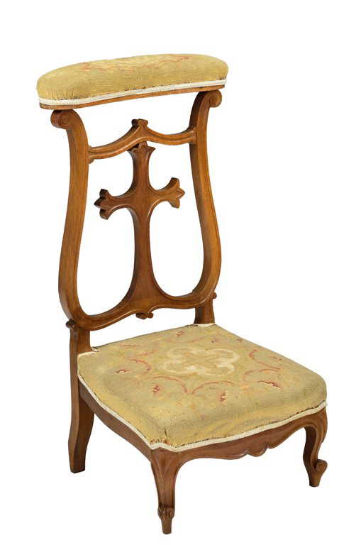 AN ANTIQUE FRENCH VICTORIAN PRIE DIEU PRAYER CHAIR - AN ANTIQUE FRENCH VICTORIAN PRIE DIEU PRAYER CHAIR