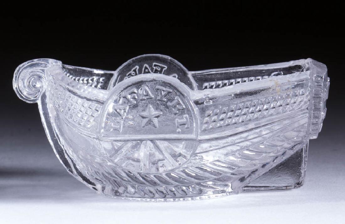 BT-4B "LAFAYET" STEAMBOAT PRESSED OPEN SALT (1 of 1)