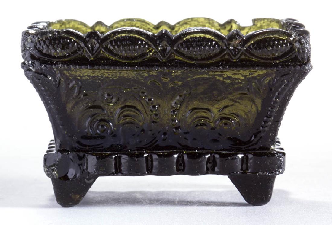 MV-1 MOUNT VERNON PRESSED OPEN SALT (1 of 1)