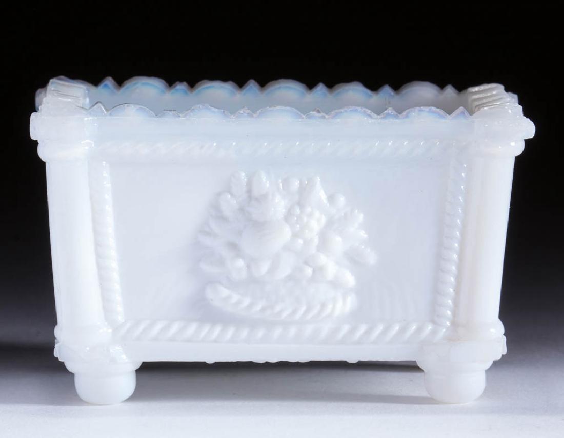 NE-1 VARIANT NEW ENGLAND MARKED PRESSED OPEN SALT (1 of 1)