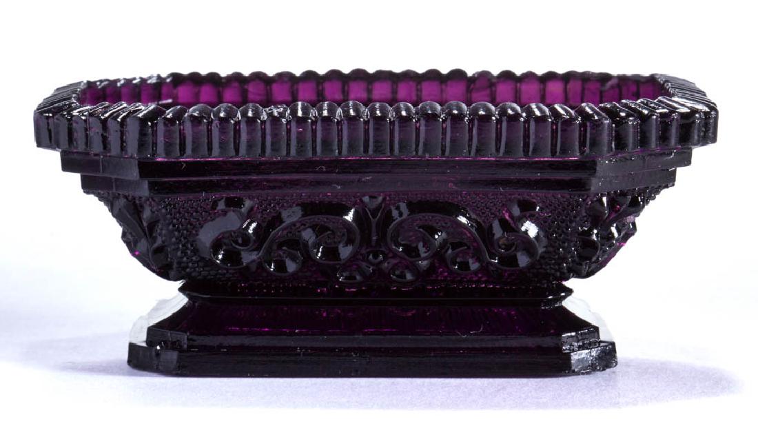 OO-12 OCTAGON OBLONG PRESSED OPEN SALT (1 of 1)