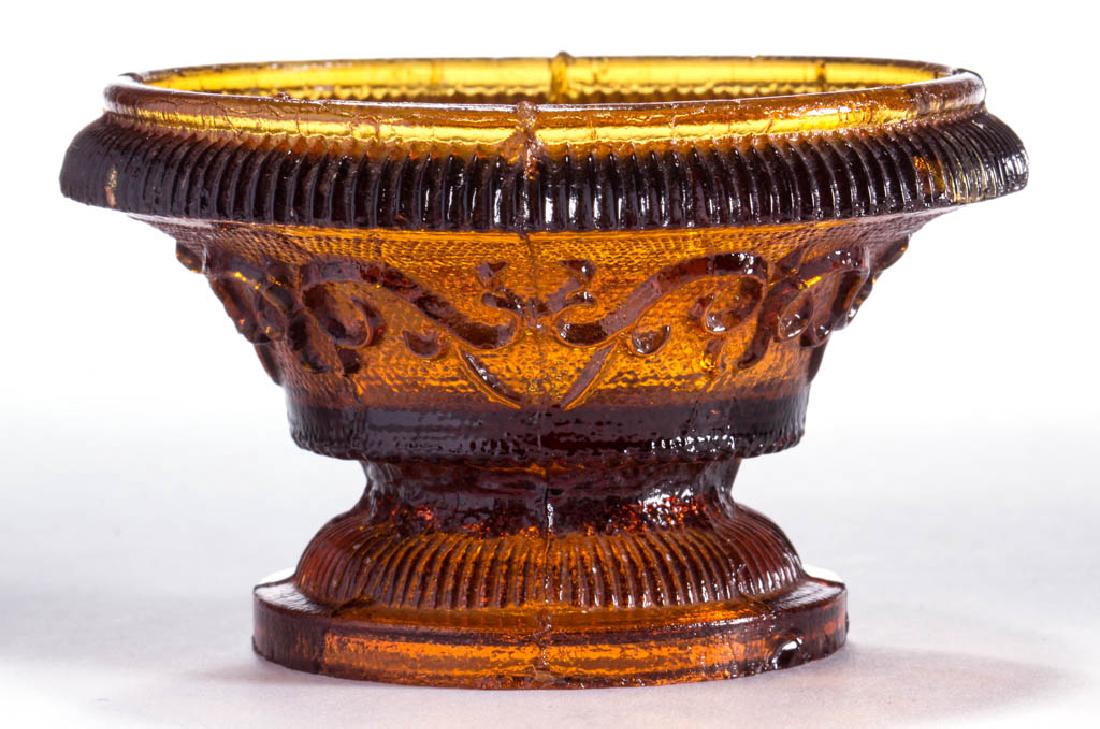 RP-18A ROUND PEDESTAL PRESSED OPEN SALT (1 of 1)