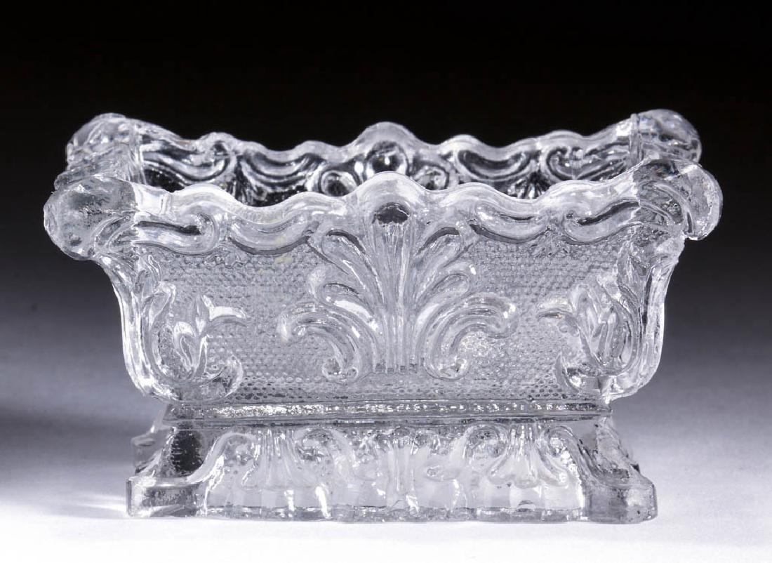 SL-1 SHELL PRESSED OPEN SALT (1 of 1)