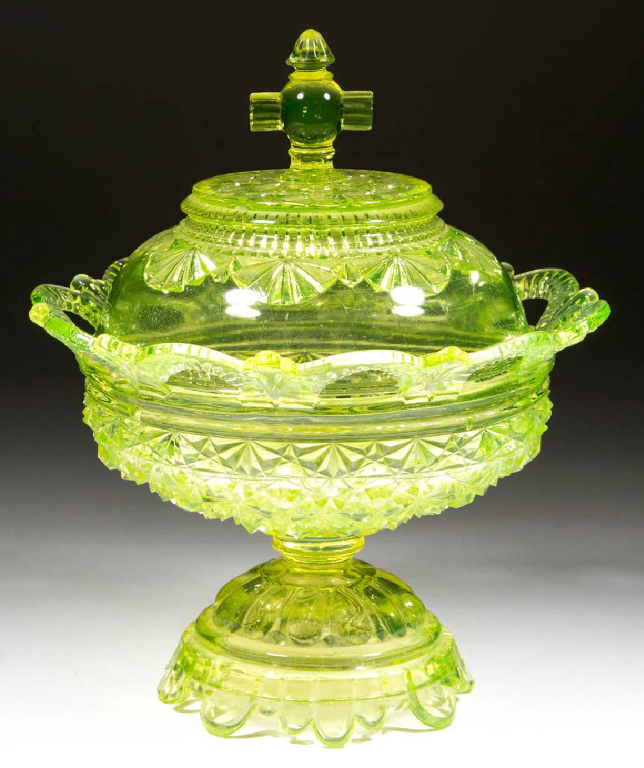BELMONT NO. 100 / DAISY AND BUTTON COVERED COMPOTE (1 of 1)