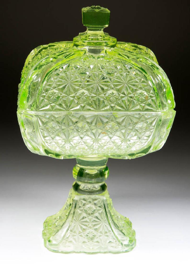 DAISY AND BUTTON WITH THUMBPRINT PANEL COVERED COMPOTE (1 of 1)