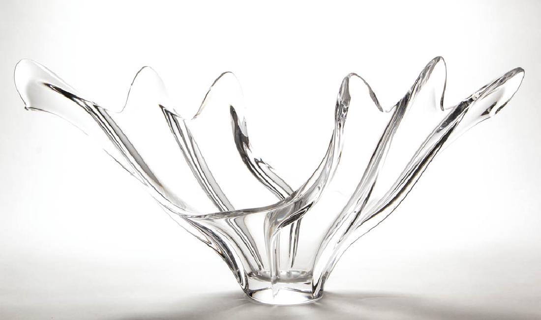 ART VANNES CRYSTAL ART GLASS CENTERPIECE BOWL (1 of 2)