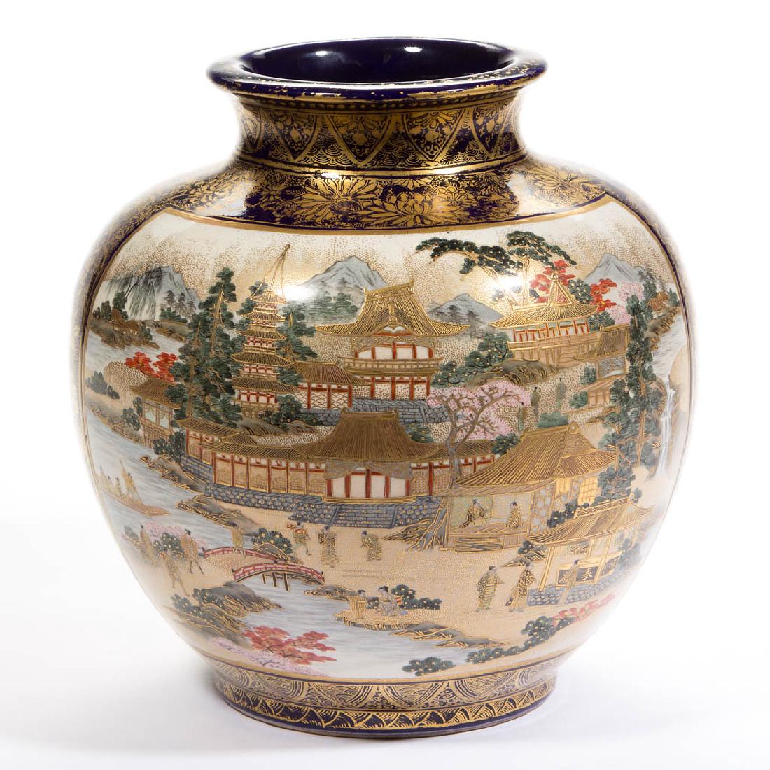JAPANESE SATSUMA MORIAGE CERAMIC VASE (1 of 6)
