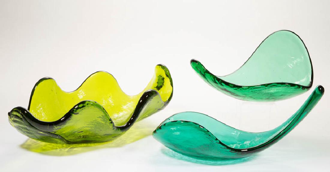 BLENKO GLASS - WINSLOW ANDERSON FREEFORM DISHES, LOT OF (1 of 1)