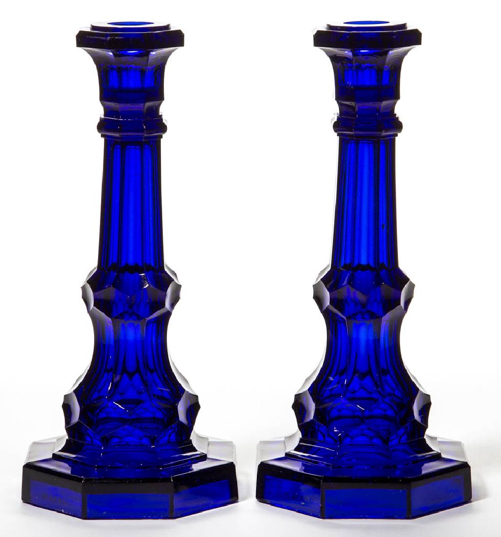 PRESSED NEW YORK HONEYCOMB PAIR OF CANDLESTICKS (1 of 1)