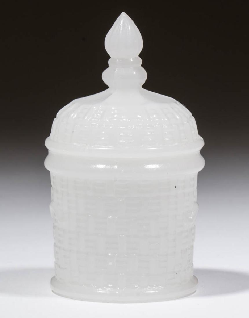 PRESSED COVERED BASKET POMADE / TOOTHPICK HOLDER (1 of 1)