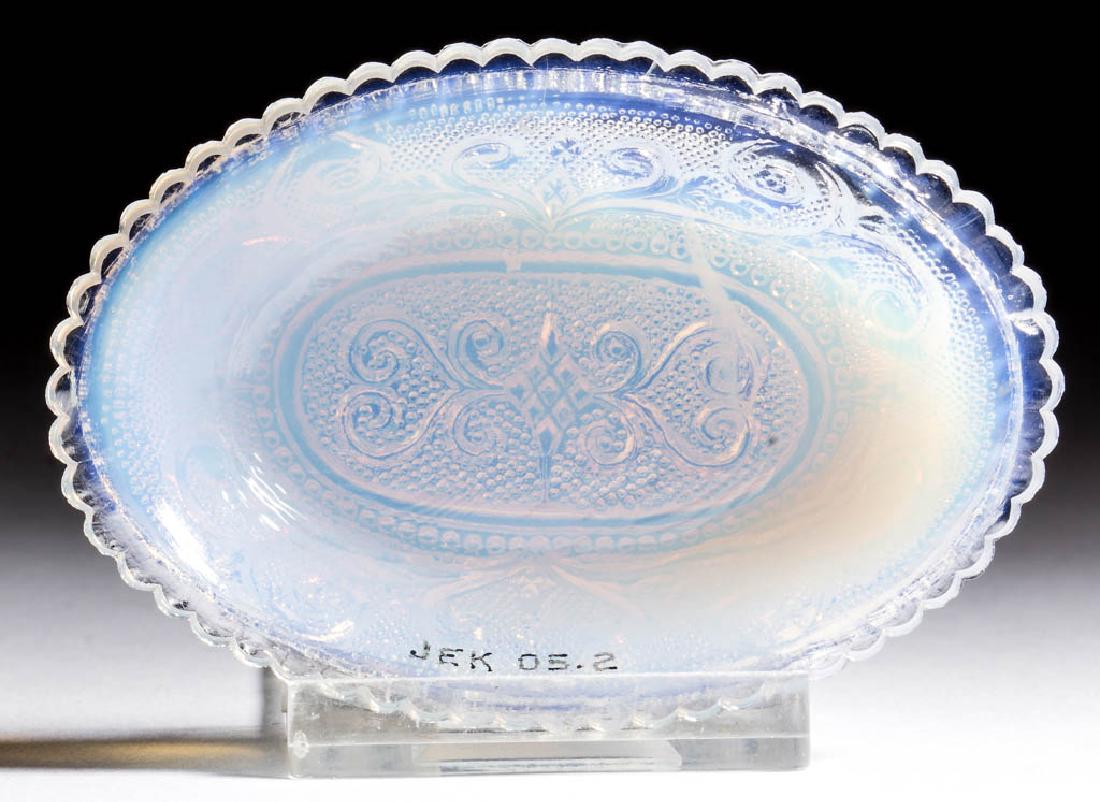 LACY TOY OVAL DISH (1 of 1)