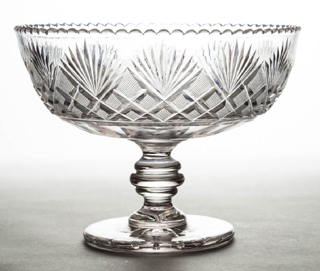 CUT STRAWBERRY DIAMOND AND FAN OPEN COMPOTE (1 of 1)