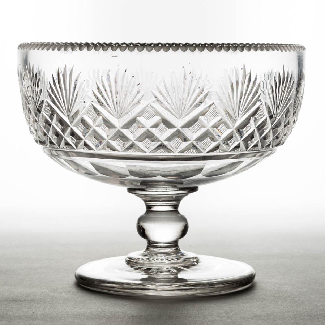 CUT STRAWBERRY DIAMOND AND FAN OPEN COMPOTE (1 of 1)