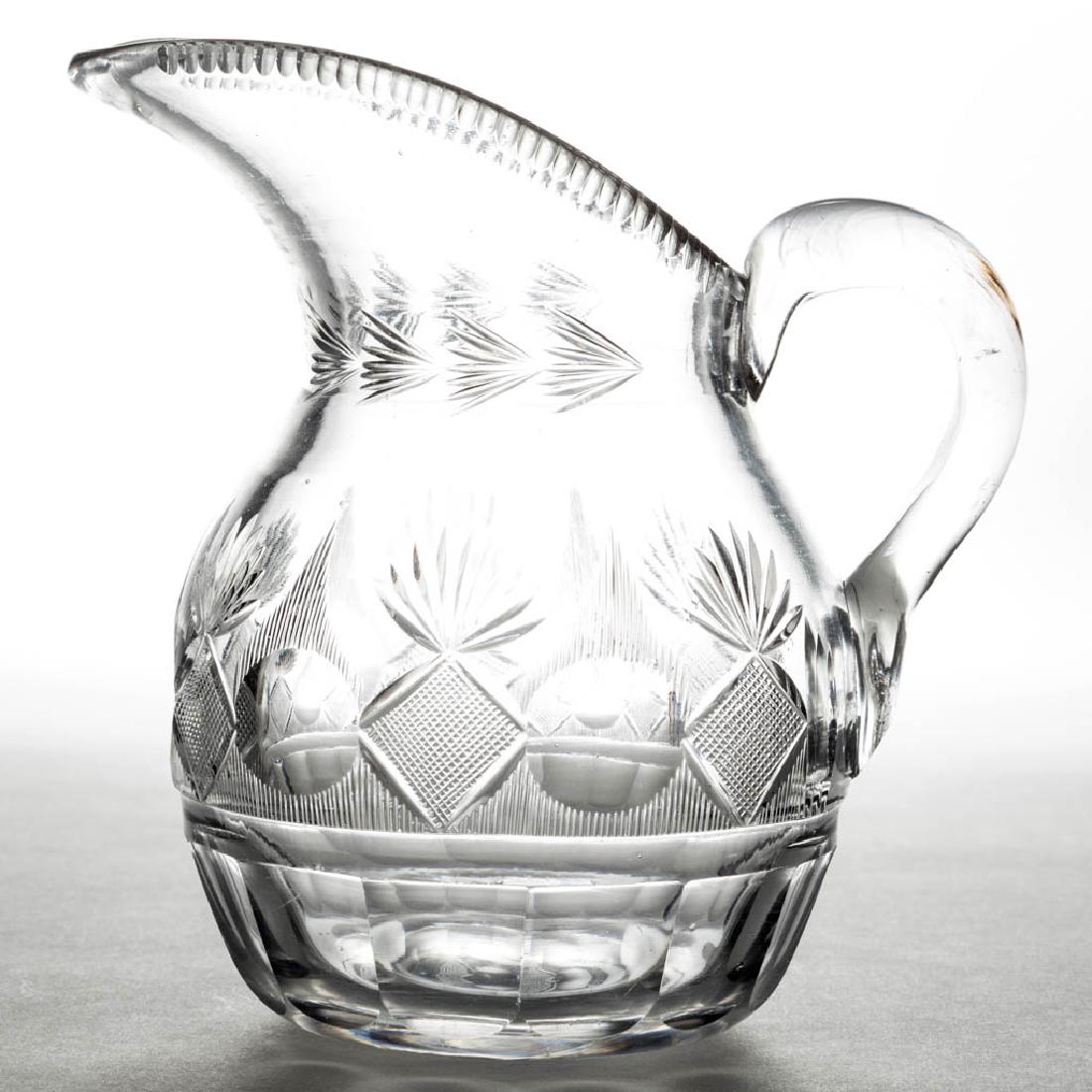 CUT STRAWBERRY DIAMOND, FAN, AND ROUNDEL WITH RAYS (1 of 1)