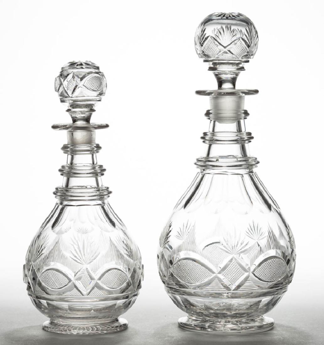 CUT STRAWBERRY DIAMOND, AND VESICA WITH RAYS PINT AND (1 of 1)