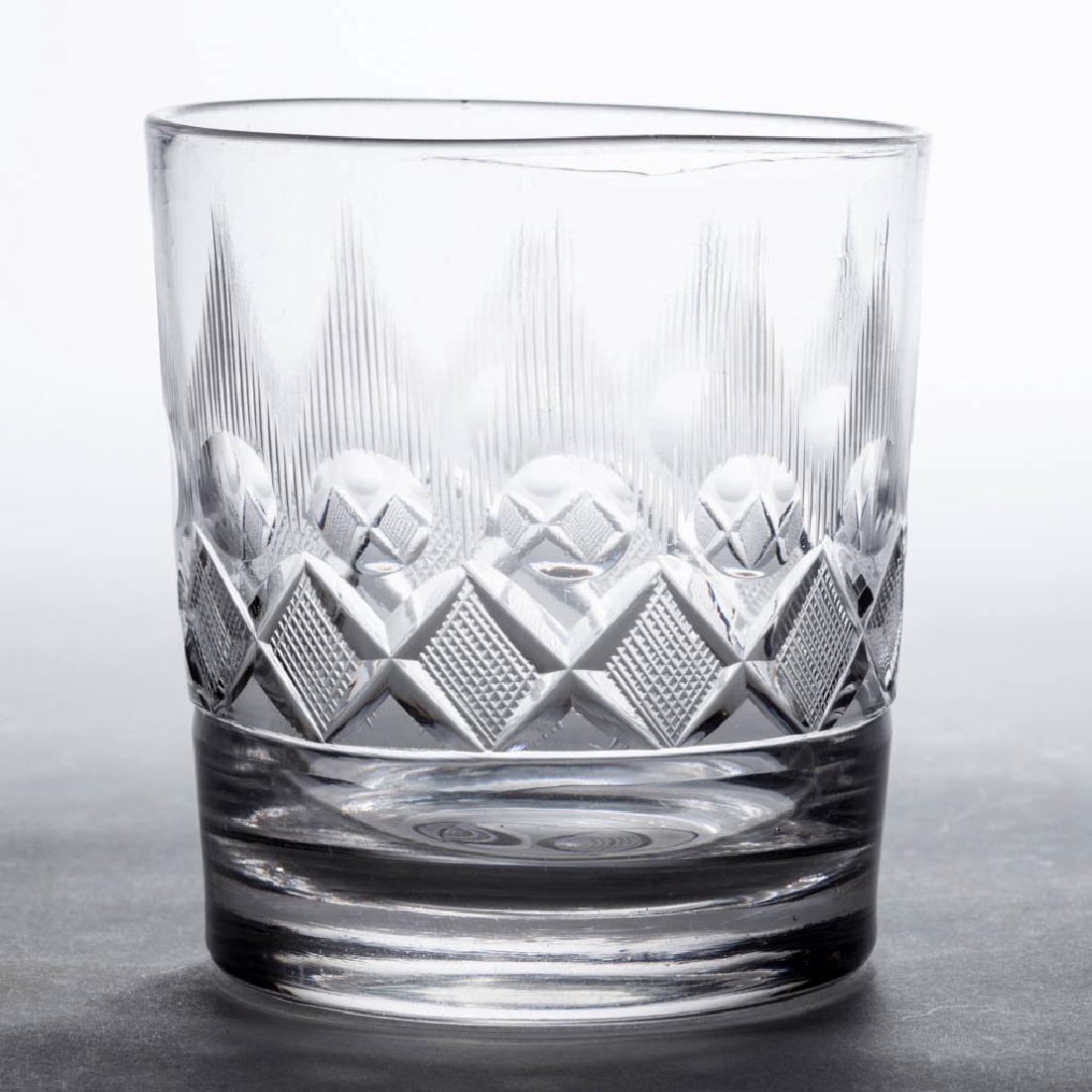 CUT STRAWBERRY DIAMOND AND ROUNDEL WITH RAYS TUMBLER (1 of 1)