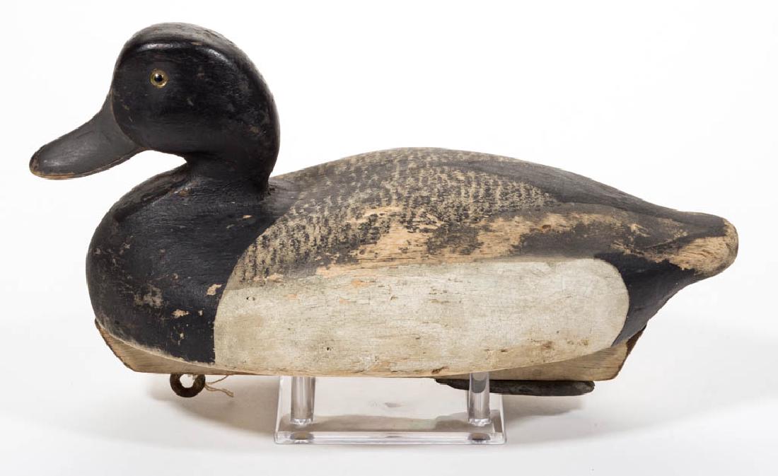 AMERICAN CARVED AND PAINTED DUCK DECOY (1 of 4)